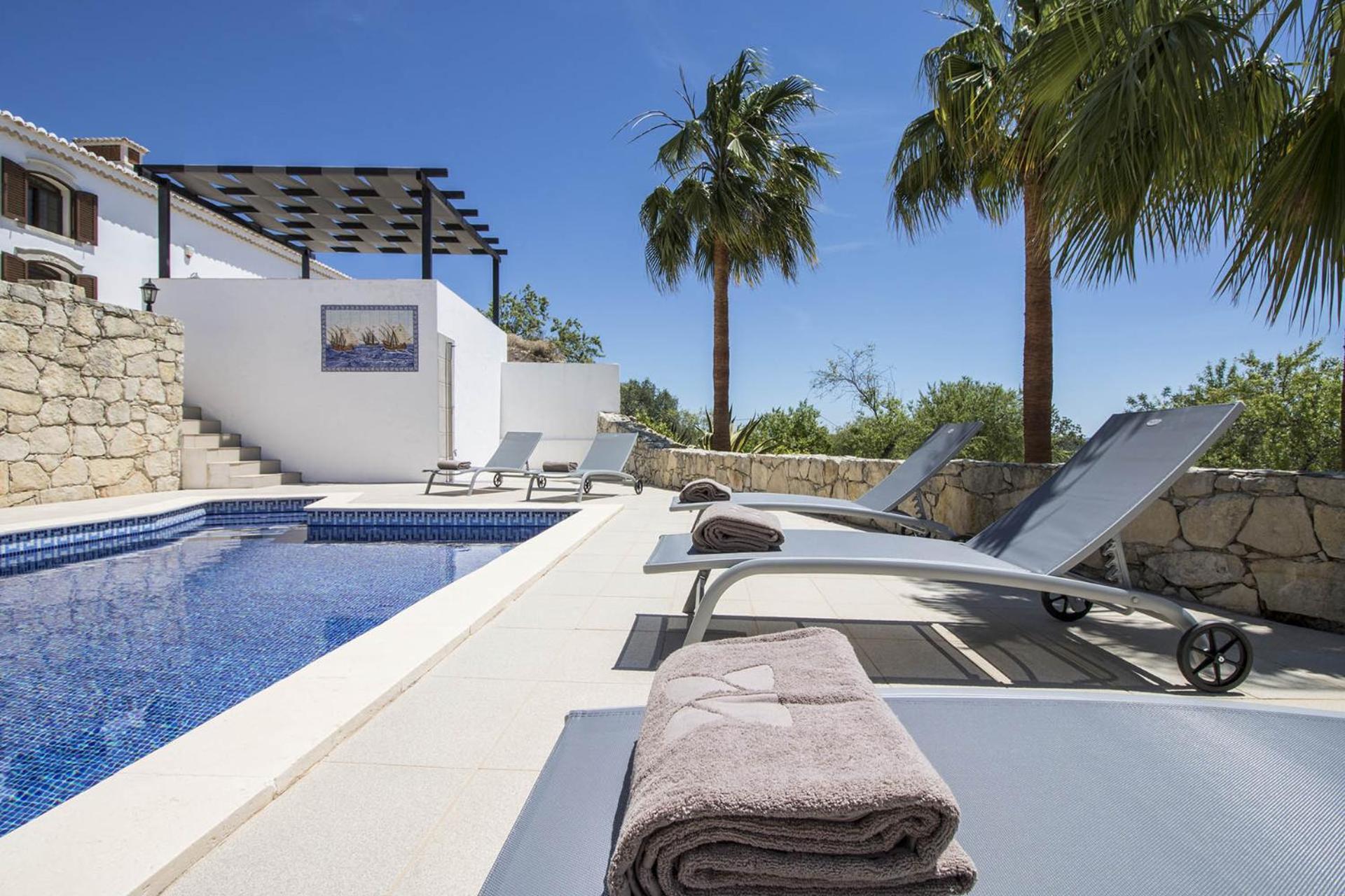 Villa Angel Лоуле Екстериор снимка